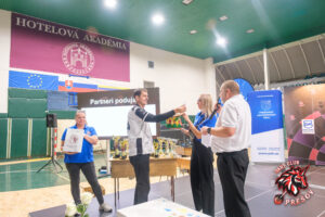 Charitatívny šípkarský turnaj - aukcia - tombola